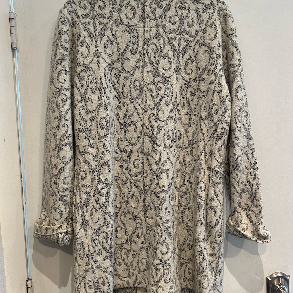 Cynthia Rowley Gray and Cream Textured Coat